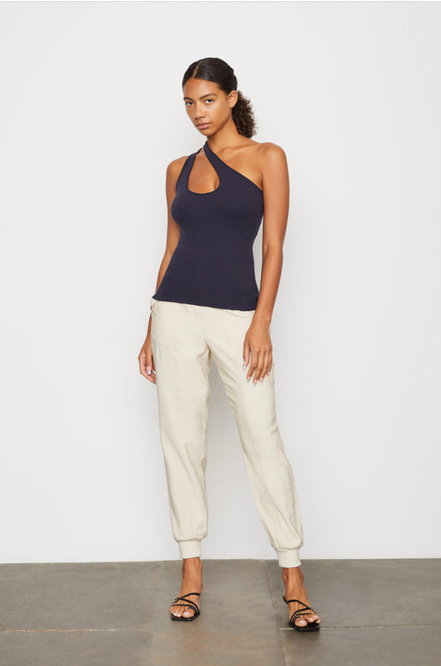 Power Mood Asymmetric Tank