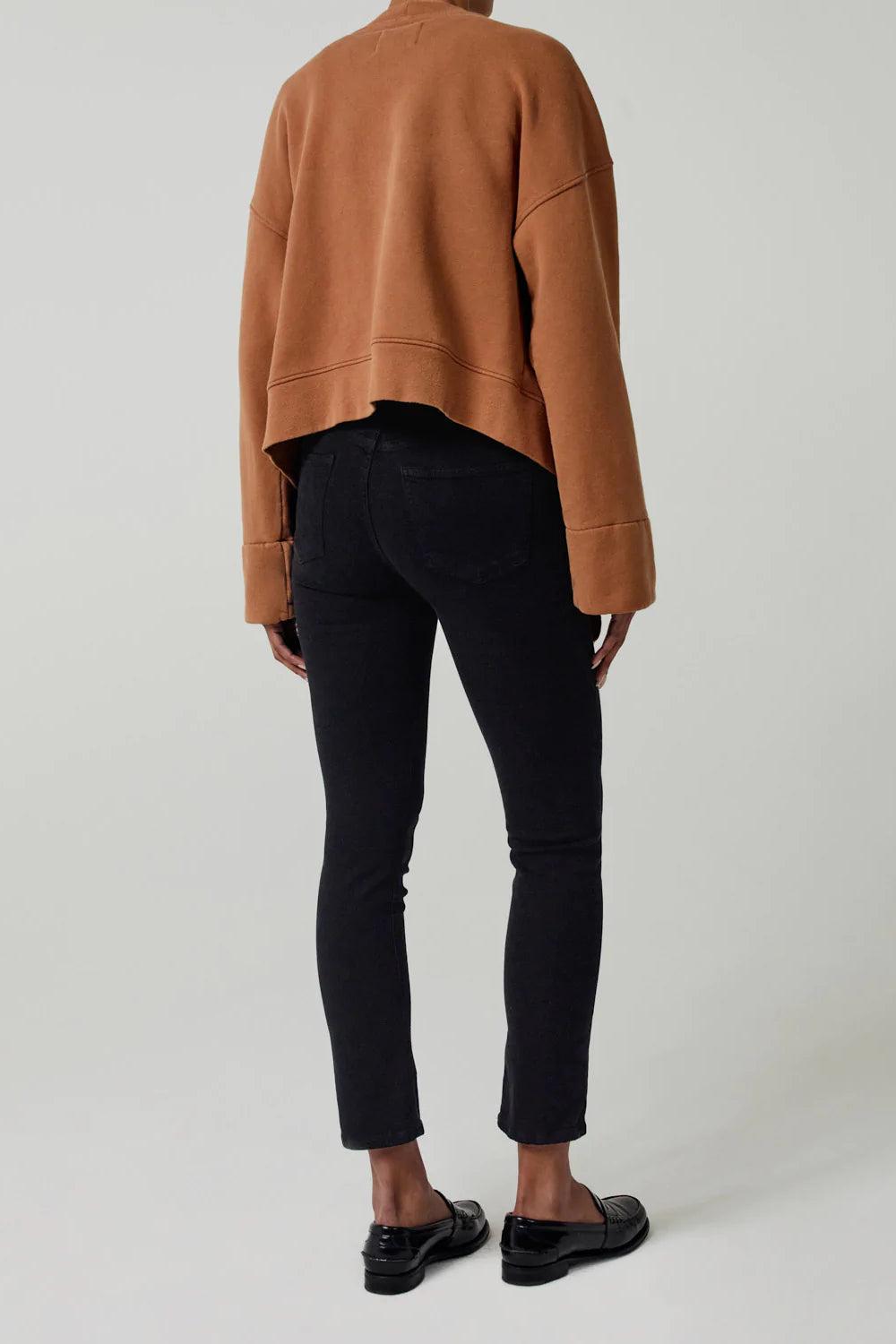 Contour Acqua Mid Rise Slim Jean