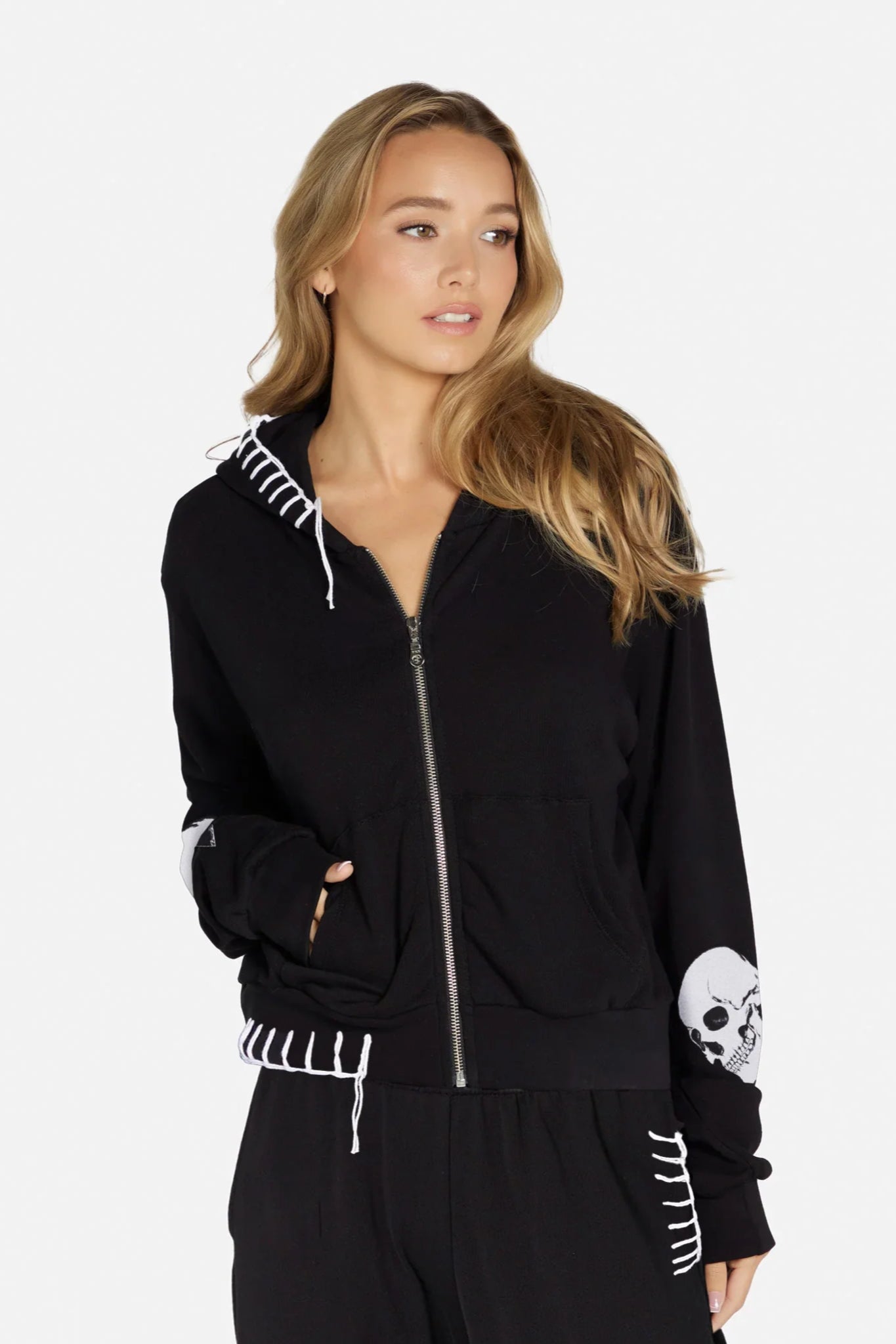 Delicada Skull Heart Zip Hood