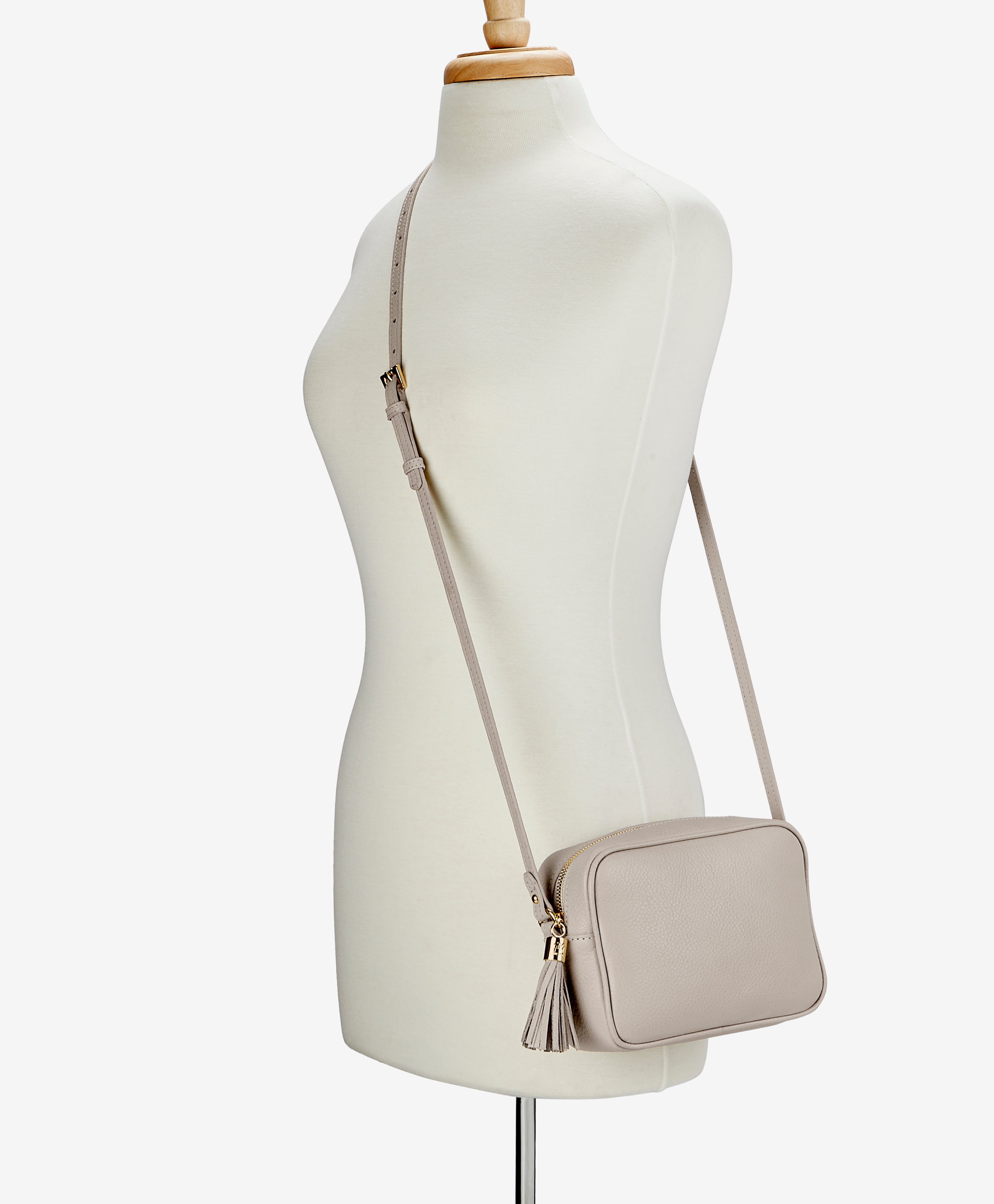 Ivy Mode Crossbody