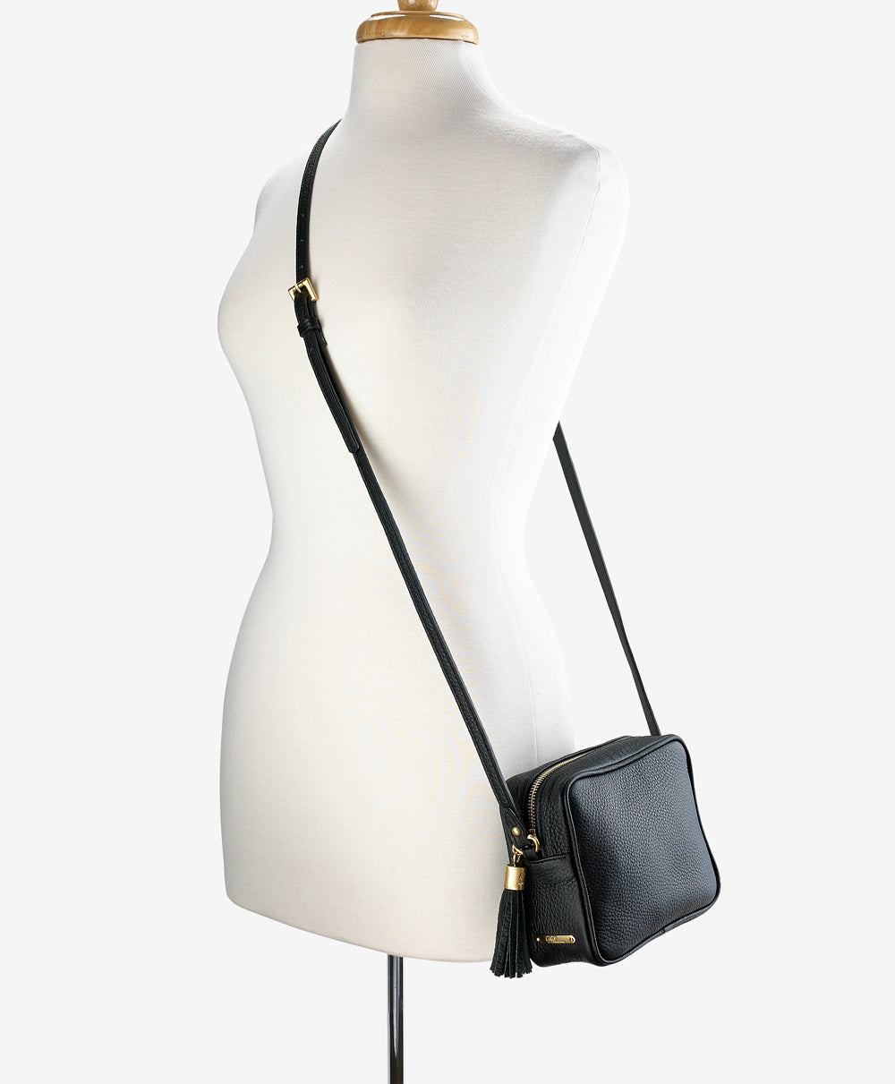 Ivy Mode Crossbody