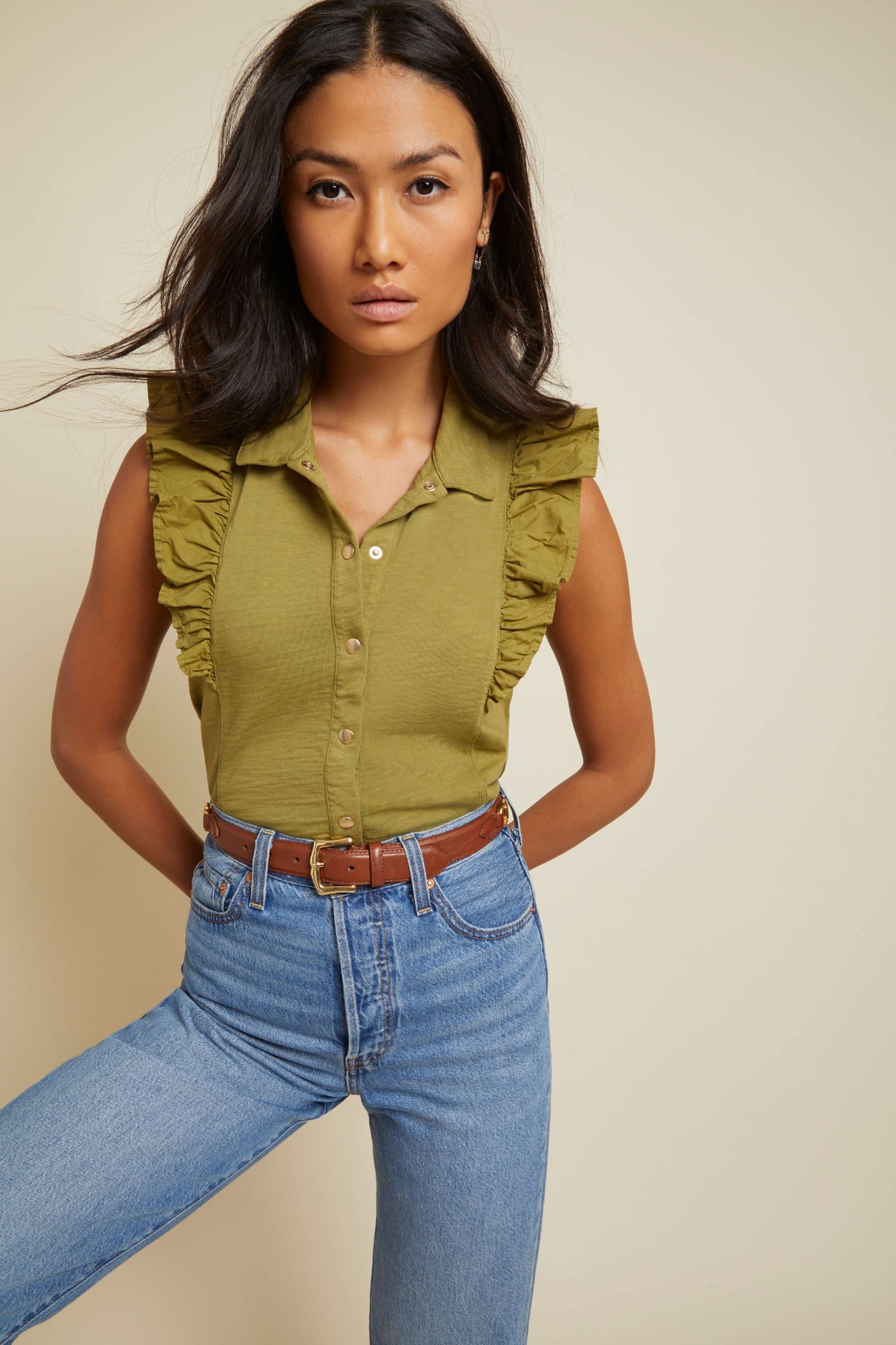 Cadencia Ruffle Button Top