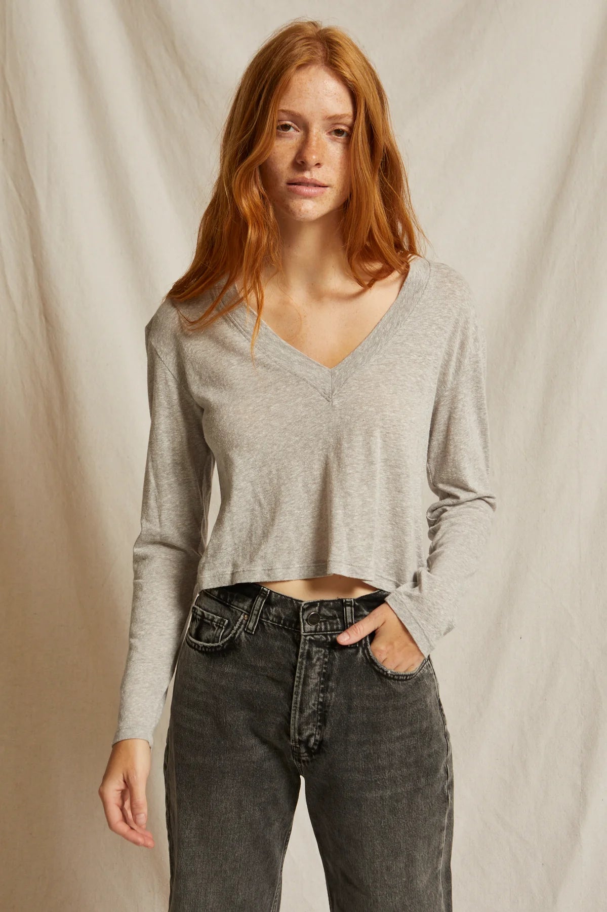 Beatitudine Nexus V Neck Tee